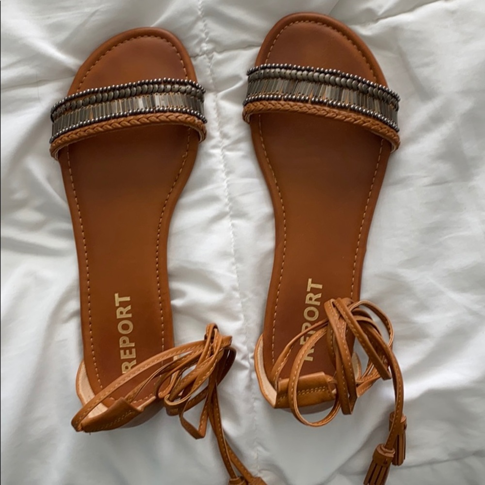 Report Gladiator Sandals